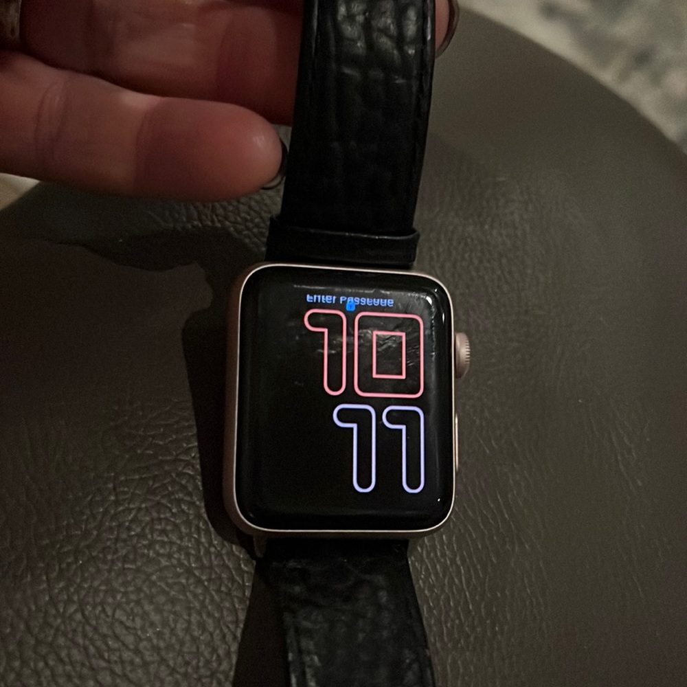 Apple ladies watch